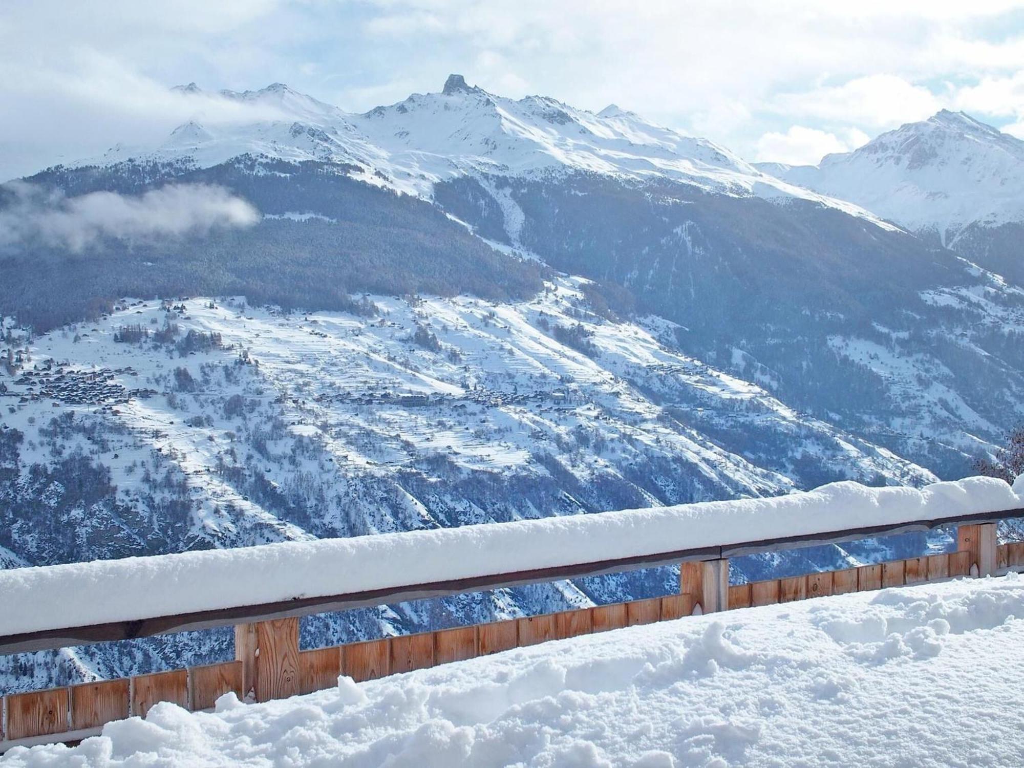Mountain-View Chalet In Heremence With Terrace エクステリア 写真